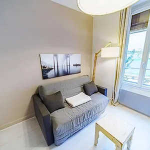  Appartement Le Petit Delore - 2 Personnes - 8 France